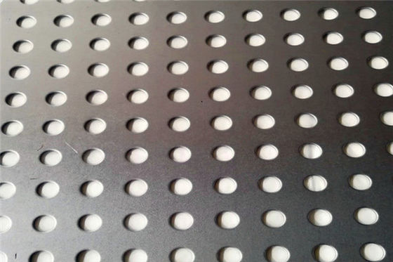 Il foro rotondo perforato del piatto 5mm di acciaio inossidabile di ASTM SS317 ha perforato