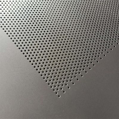 Il foro rotondo perforato ASTM del piatto di acciaio inossidabile di AISI SS321 ha perforato lo strato