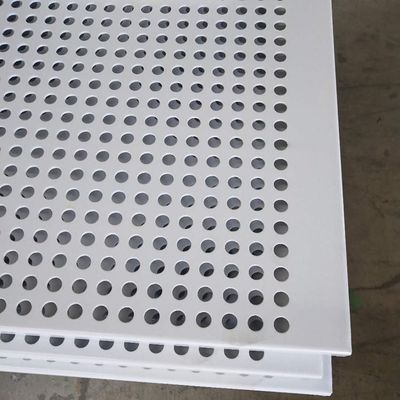 Il foro rotondo perforato del piatto 5mm di acciaio inossidabile di ASTM SS317 ha perforato